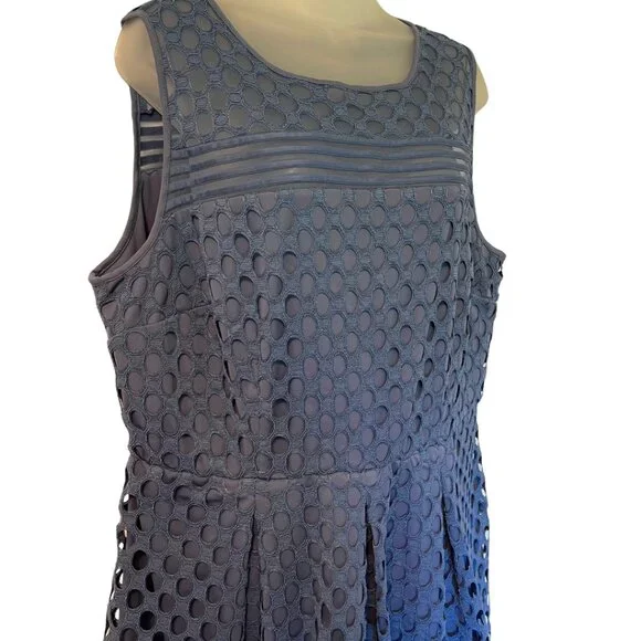 Lane Bryant Sleeveless Blue Fit & Flare Eyelet Dress Size 18 - Picture 2 of 4